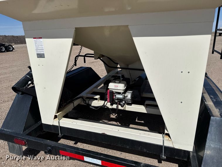 image for item NN9705 Meridian Friesen 220 seed tender