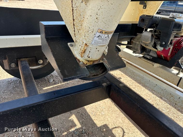 image for item NN9705 Meridian Friesen 220 seed tender