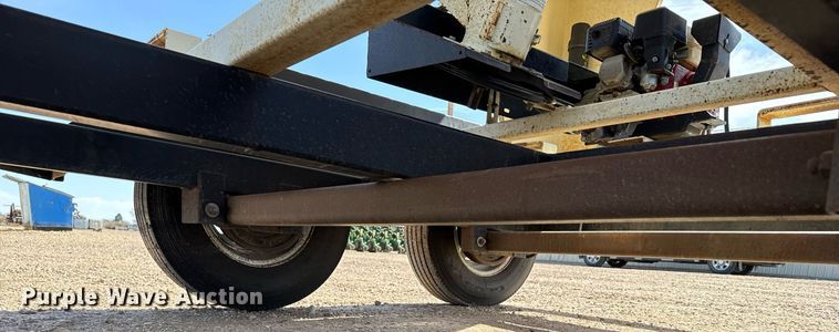 image for item NN9705 Meridian Friesen 220 seed tender