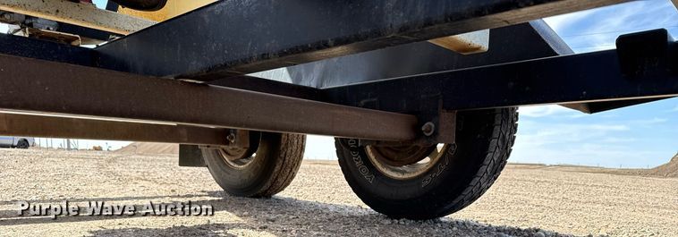 image for item NN9705 Meridian Friesen 220 seed tender