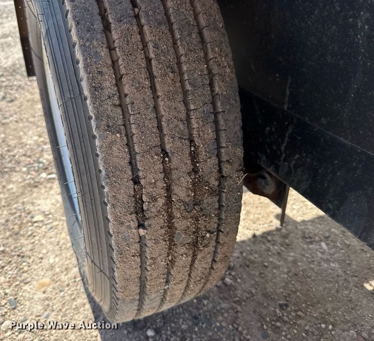 image for item NN9705 Meridian Friesen 220 seed tender