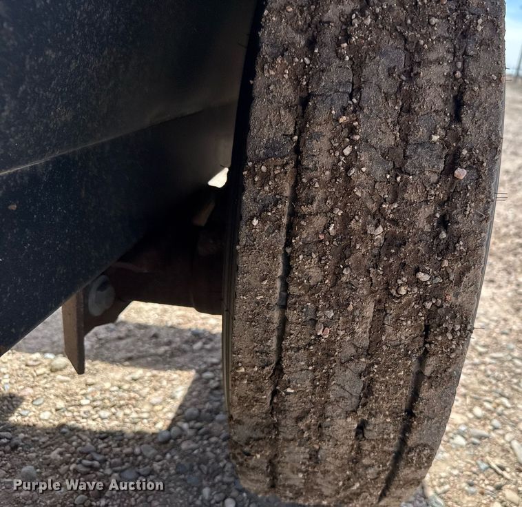 image for item NN9705 Meridian Friesen 220 seed tender