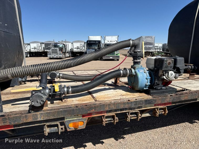 image for item NN9706 2001 SFS drop deck trailer