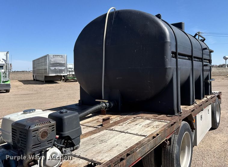 image for item NN9706 2001 SFS drop deck trailer