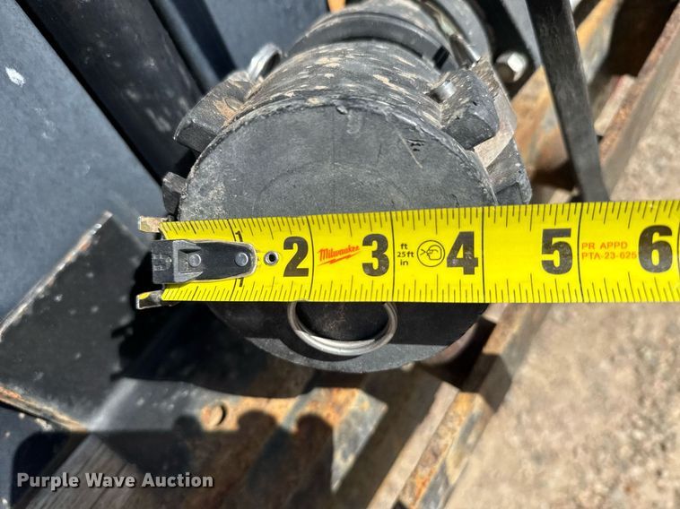 image for item NN9706 2001 SFS drop deck trailer