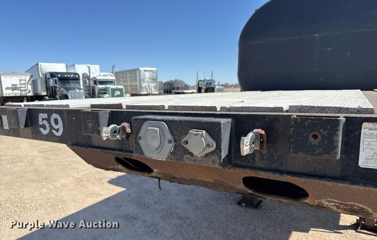 image for item NN9706 2001 SFS drop deck trailer