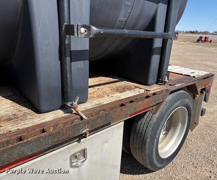 image for item NN9706 2001 SFS drop deck trailer