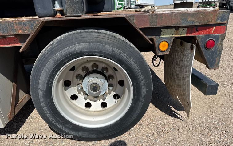 image for item NN9706 2001 SFS drop deck trailer