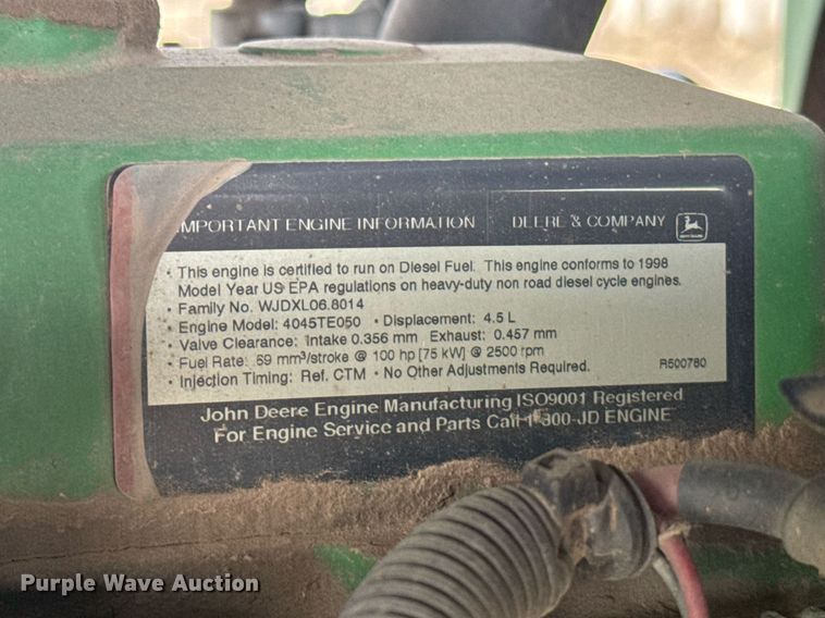 image for item NN9739 1999 John Deere 4890 SP swather / windrower