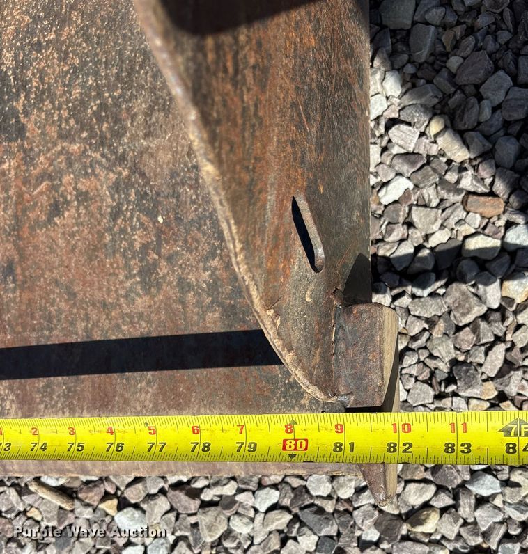 image for item OB9459 2005 Massey Ferguson 5435 MFWD tractor