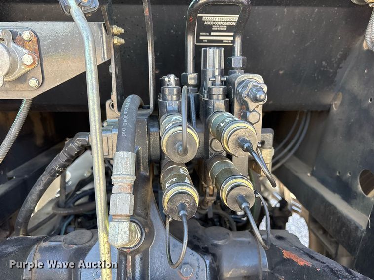 image for item OB9459 2005 Massey Ferguson 5435 MFWD tractor