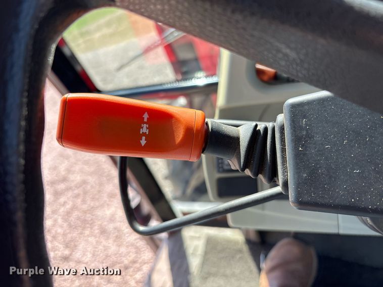 image for item OB9459 2005 Massey Ferguson 5435 MFWD tractor