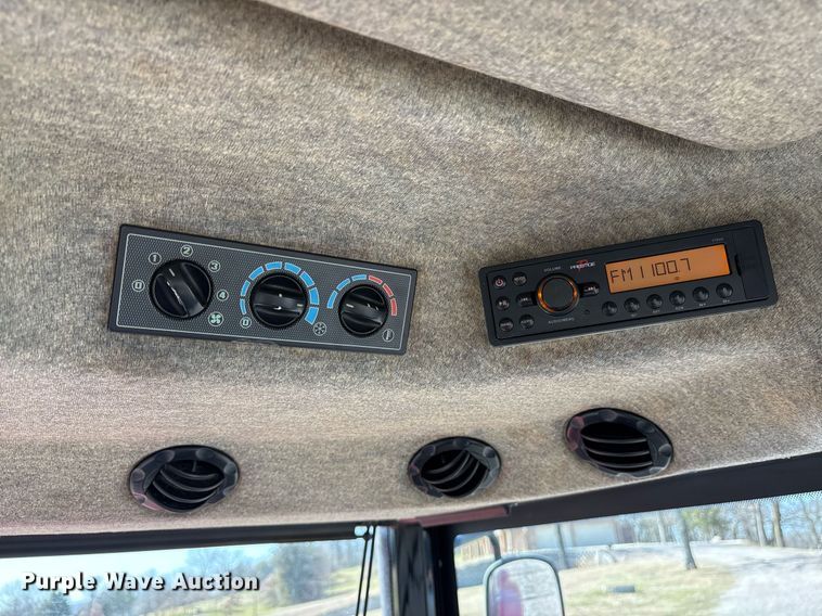 image for item OB9459 2005 Massey Ferguson 5435 MFWD tractor