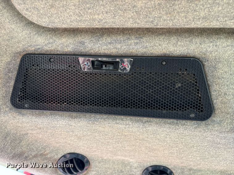 image for item OB9459 2005 Massey Ferguson 5435 MFWD tractor