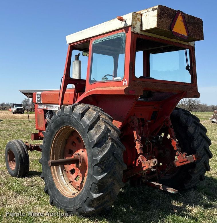 image for item OB9481 International Hydro 100 tractor