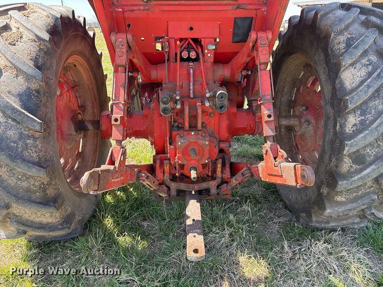 image for item OB9481 International Hydro 100 tractor