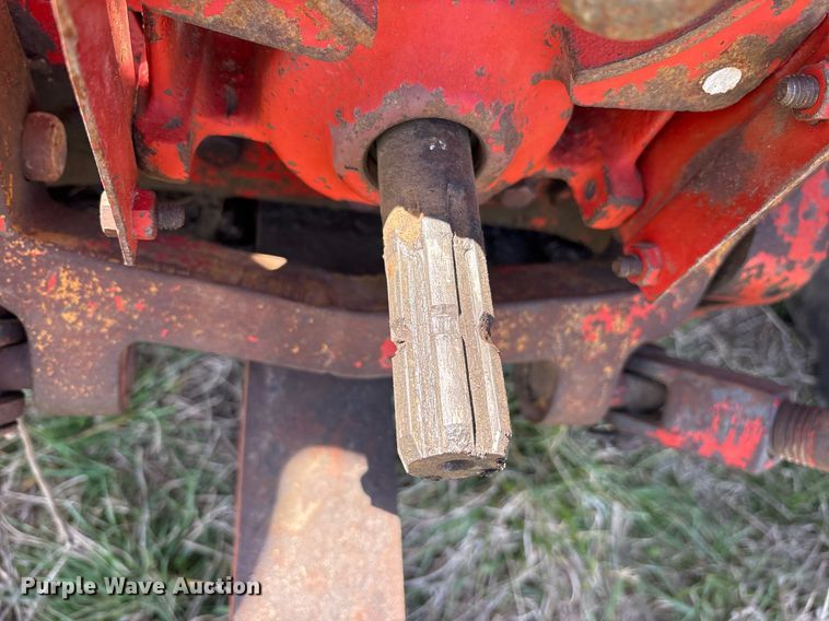 image for item OB9481 International Hydro 100 tractor