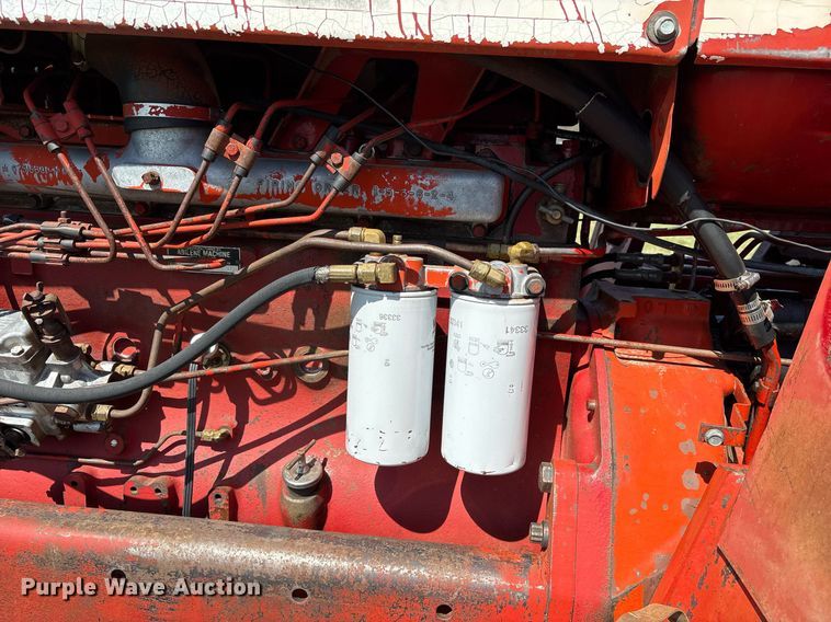 image for item OB9481 International Hydro 100 tractor