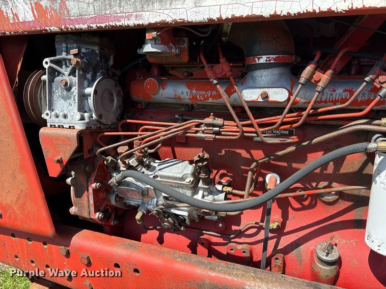 image for item OB9481 International Hydro 100 tractor