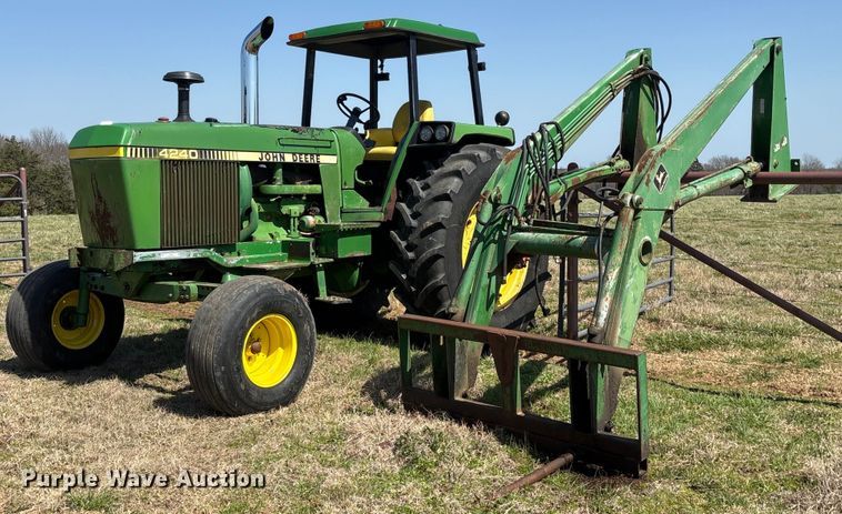 image for item OB9482 1979 John Deere 4240 tractor
