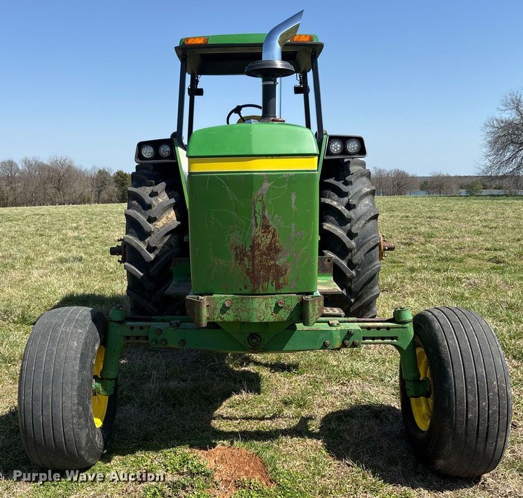 image for item OB9482 1979 John Deere 4240 tractor