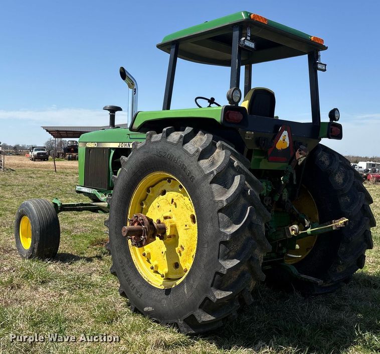 image for item OB9482 1979 John Deere 4240 tractor