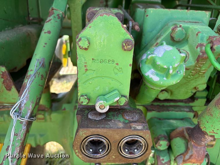 image for item OB9482 1979 John Deere 4240 tractor