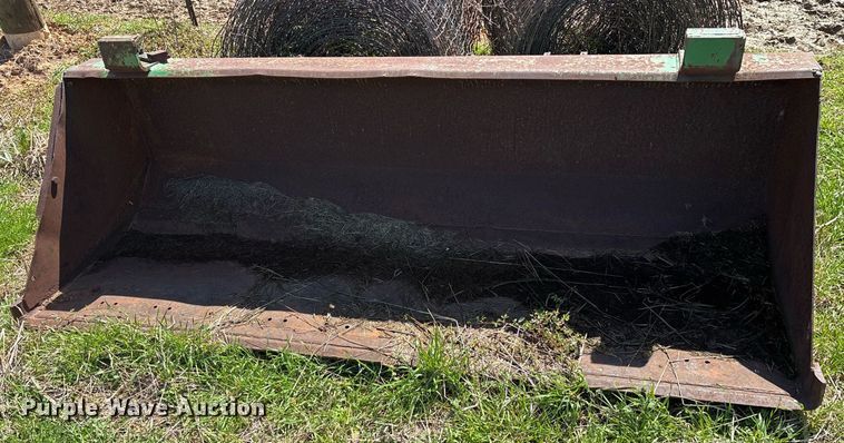 image for item OB9482 1979 John Deere 4240 tractor