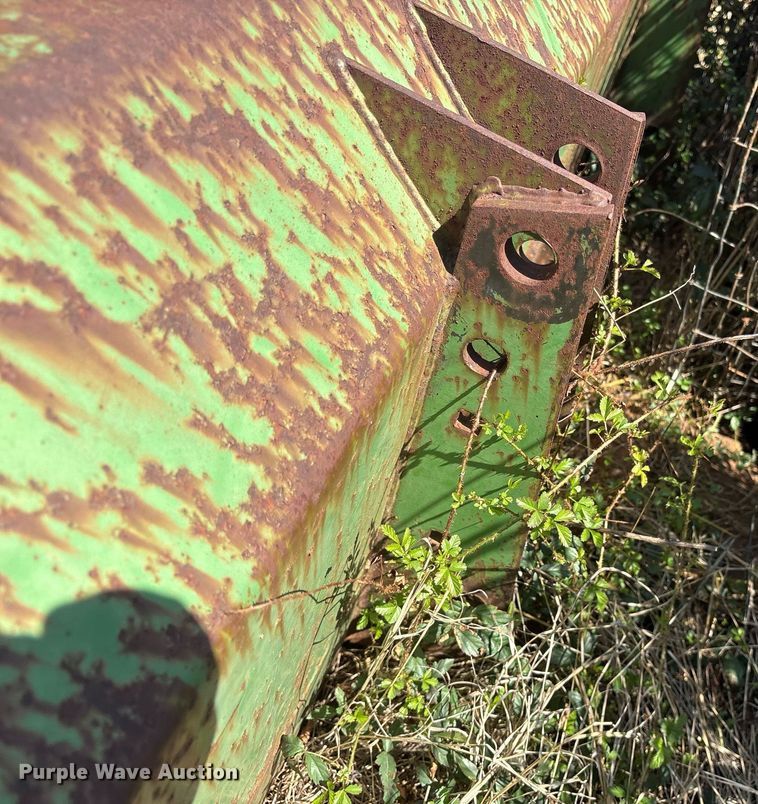 image for item OB9482 1979 John Deere 4240 tractor