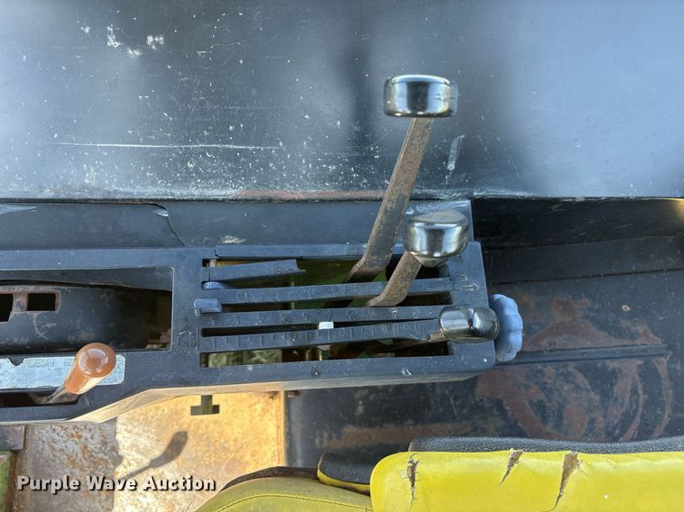 image for item OB9482 1979 John Deere 4240 tractor