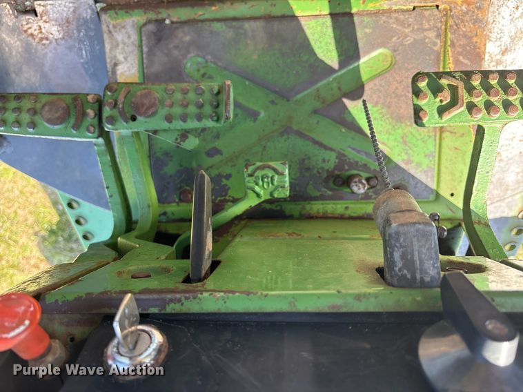 image for item OB9482 1979 John Deere 4240 tractor