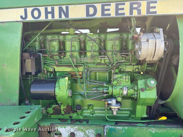 image for item OB9482 1979 John Deere 4240 tractor