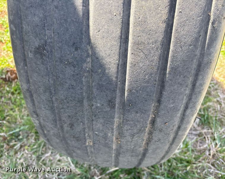 image for item OB9482 1979 John Deere 4240 tractor