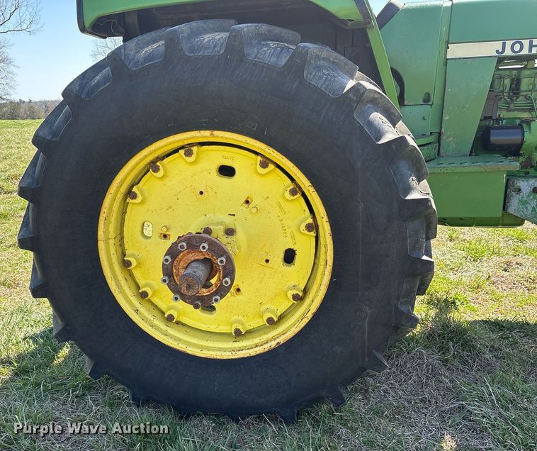 image for item OB9482 1979 John Deere 4240 tractor