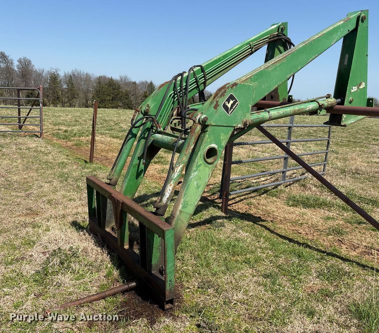 image for item OB9482 1979 John Deere 4240 tractor