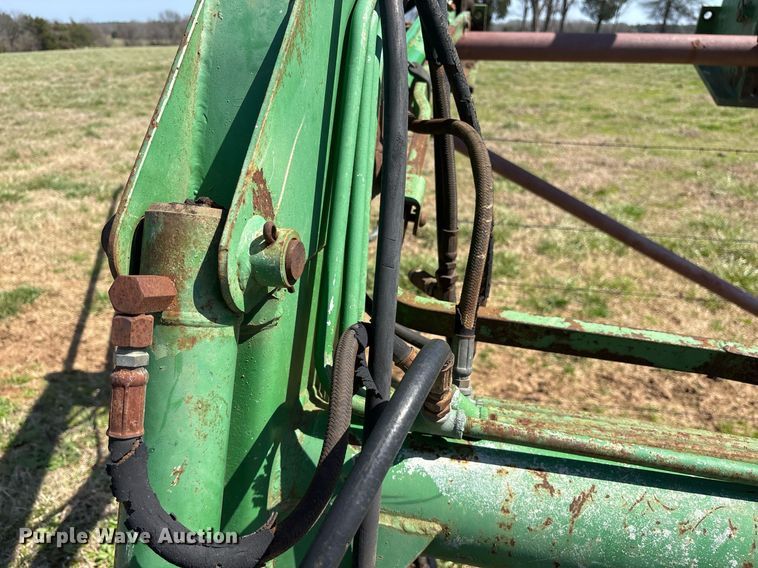 image for item OB9482 1979 John Deere 4240 tractor