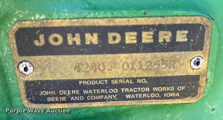 image for item OB9482 1979 John Deere 4240 tractor