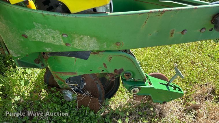 image for item OB9483 John Deere 1770 planter