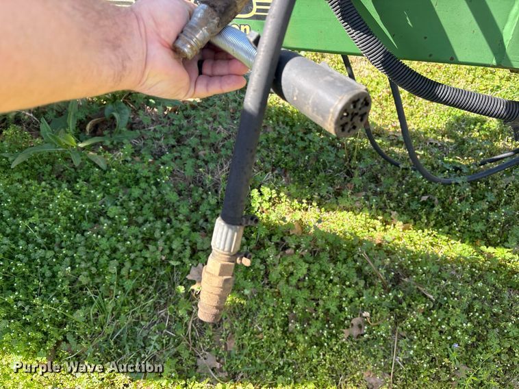 image for item OB9483 John Deere 1770 planter