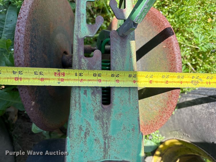 image for item OB9483 John Deere 1770 planter