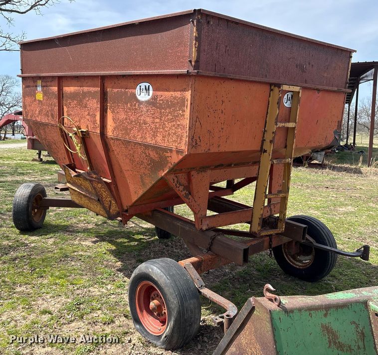 image for item OB9556 (2) J&M 250-7 gravity wagons