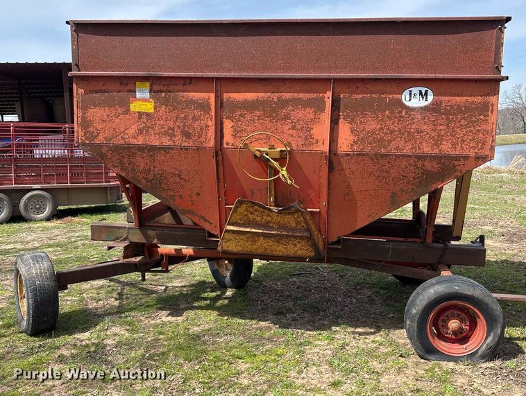 image for item OB9556 (2) J&M 250-7 gravity wagons