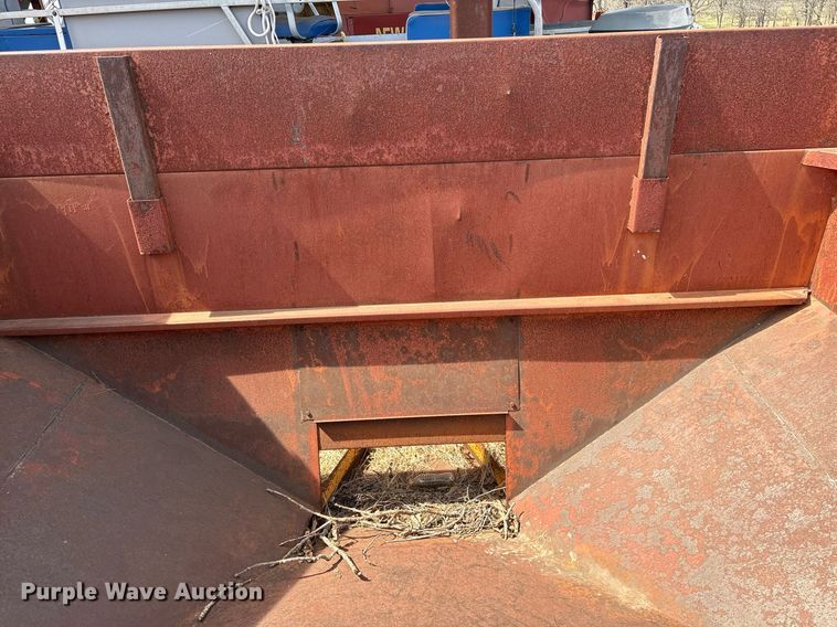 image for item OB9556 (2) J&M 250-7 gravity wagons