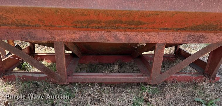 image for item OB9556 (2) J&M 250-7 gravity wagons