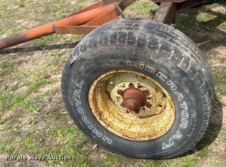 image for item OB9556 (2) J&M 250-7 gravity wagons