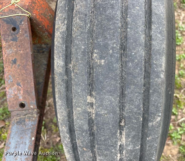 image for item OB9556 (2) J&M 250-7 gravity wagons