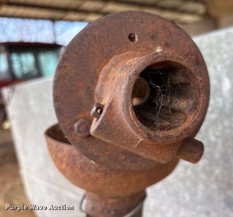 image for item OB9557 Snowco FM60-8 gravity wagon