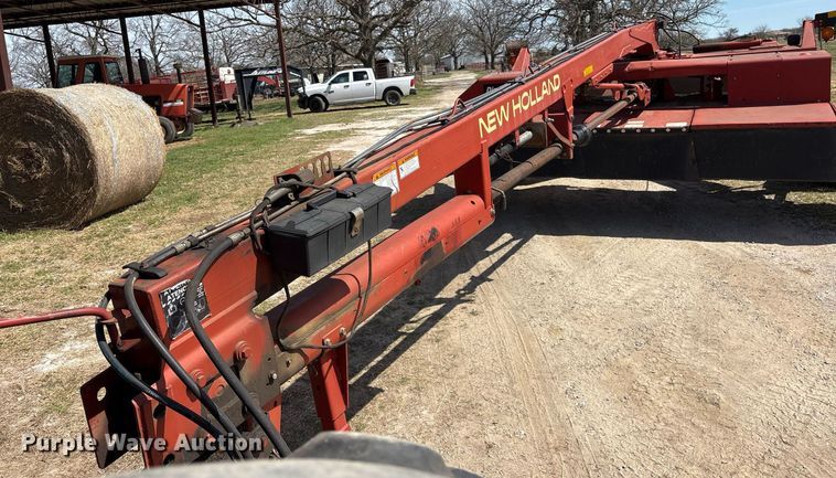 image for item OB9559 2005 New Holland Discbine 1432 swather / windrower