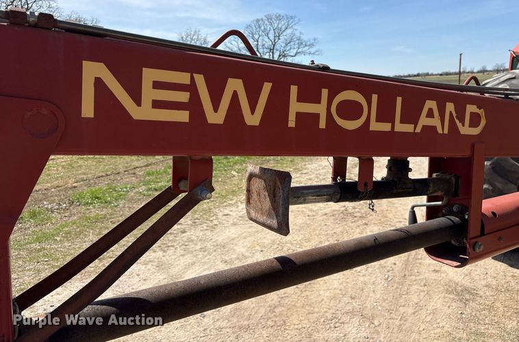 image for item OB9559 2005 New Holland Discbine 1432 swather / windrower