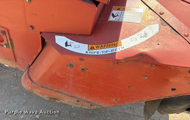 image for item OB9559 2005 New Holland Discbine 1432 swather / windrower